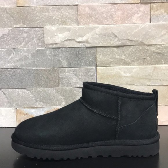 🎁 UGG Womens Classic Ultra Mini Ankle Boot - Picture 6 of 8